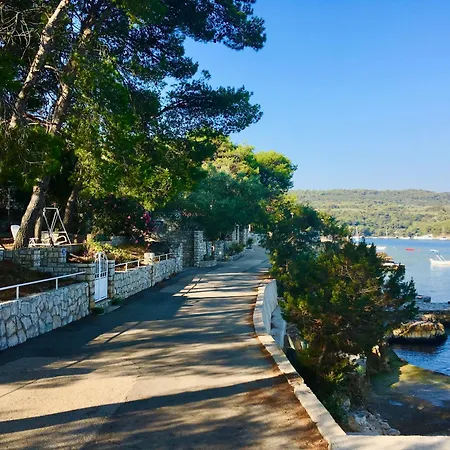 Sol - Private Heated Pool & 30m From The Nečujam