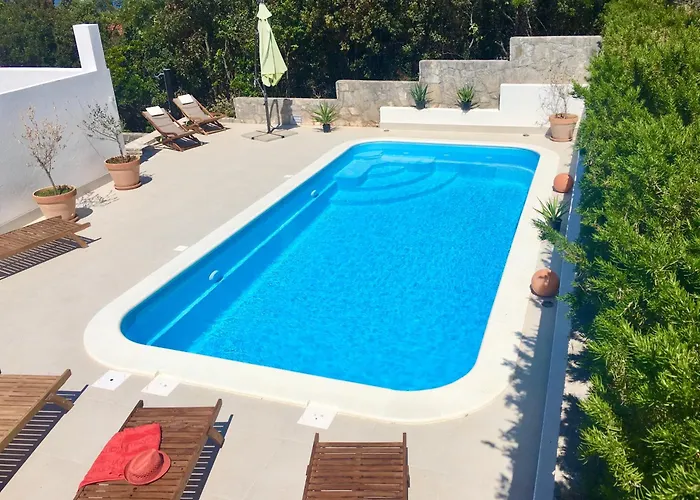 Sol - Private Heated Pool & 30m From The Dom wakacyjny *